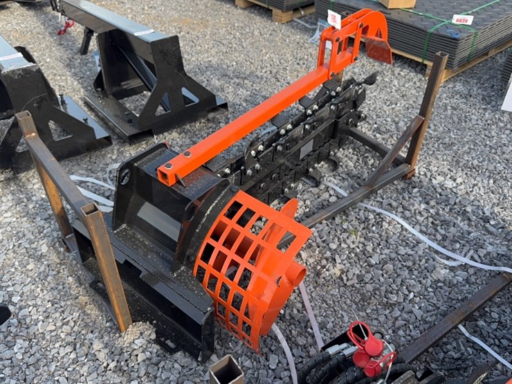 #6046-•-future-dingo-trencher-image-4