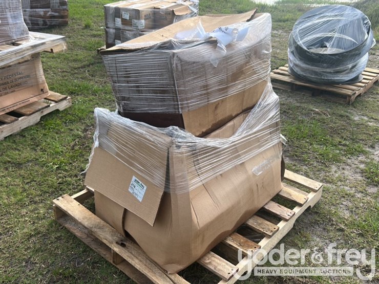 john-deere-100-image-2