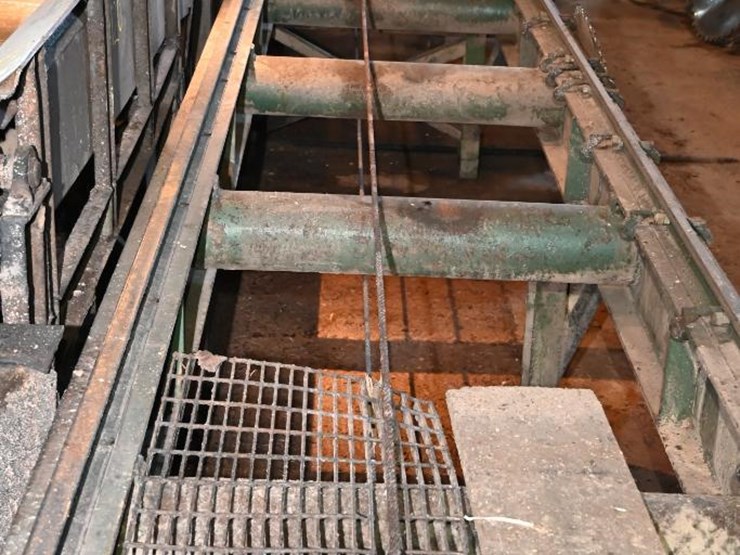 #116-•-cleereman-38-3hb-carriage-and-track-image-4