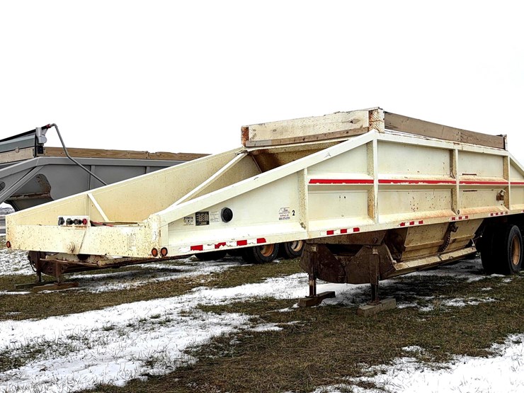 2010-dakota-belly-dump-trailer-image-1