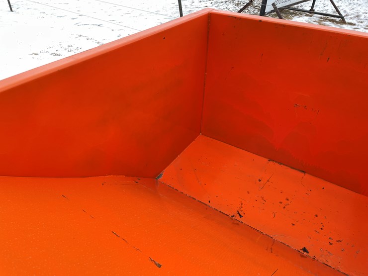 #2005-•-1.5-yard-self-dumping-hopper-image-8