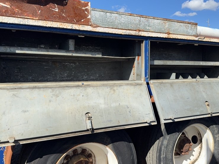 1997-kenworth-t800-image-16