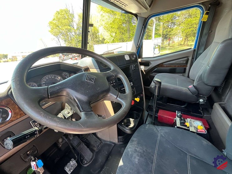 2018-international-hx620-image-73