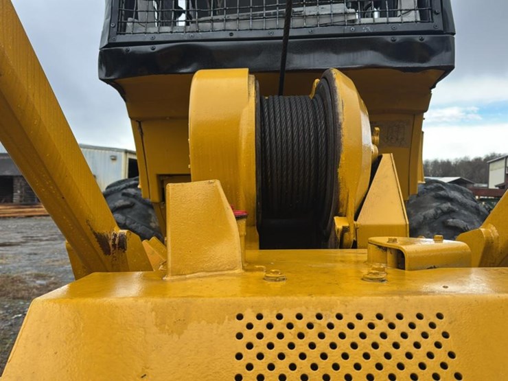 caterpillar-525-image-24