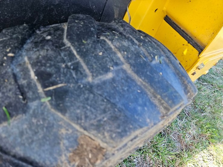 new-holland-l218-image-35