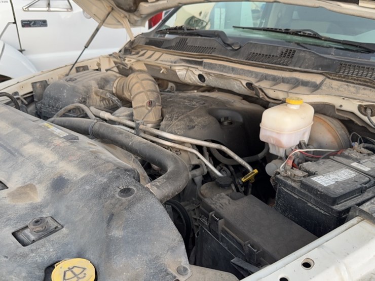 2012-dodge-2500-image-27