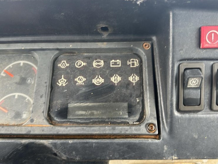 caterpillar-525-image-13