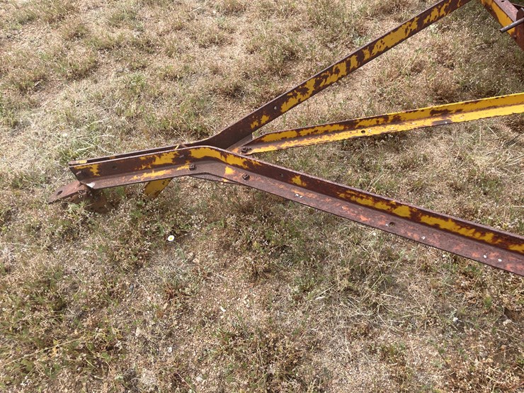 #4057-•-minneapolis-moline-grain-drill-image-16