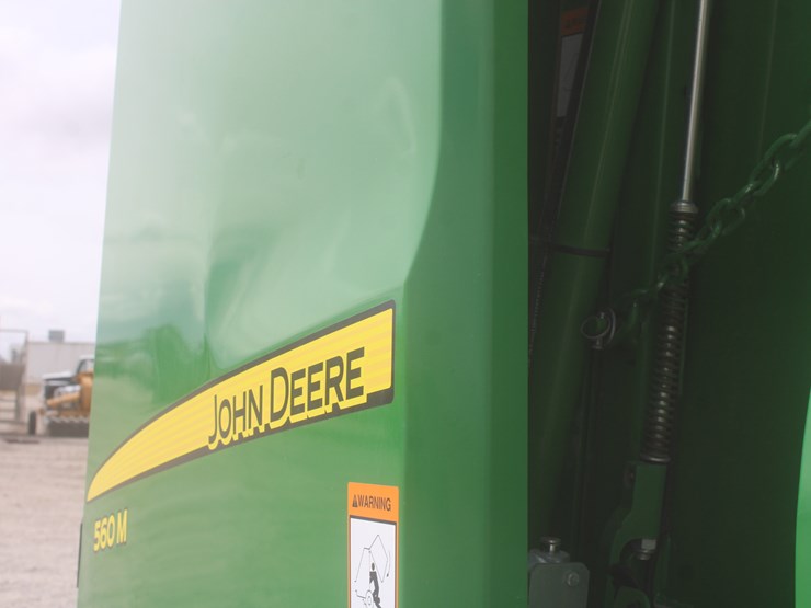 john-deere-560m-image-20