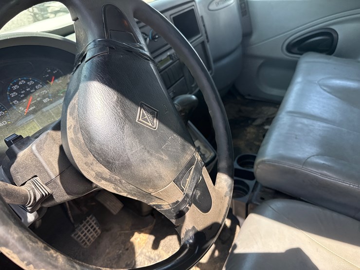 2005-case-ih-4300-image-5