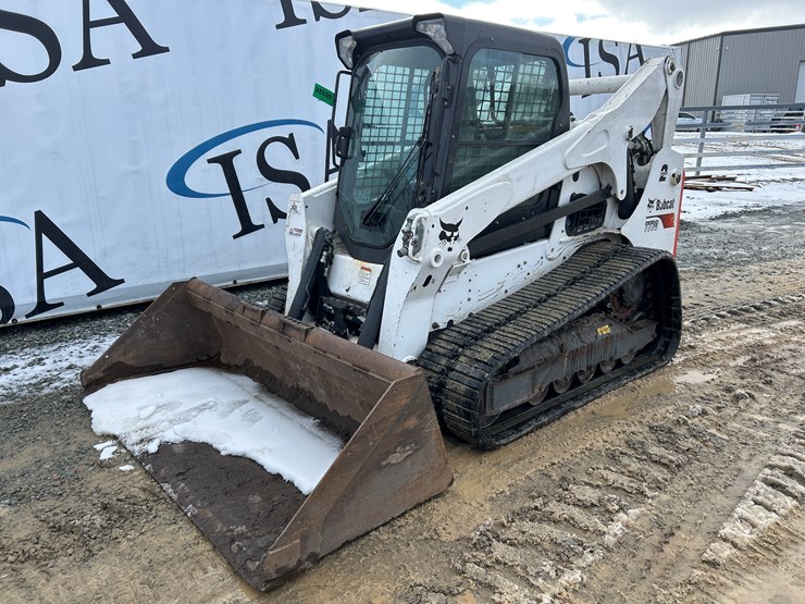 2022-bobcat-t770-image-1