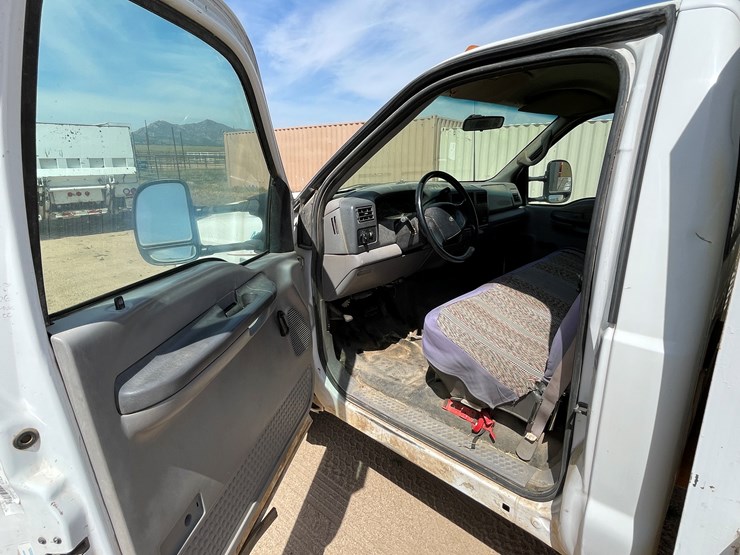 2000-ford-f250-image-28