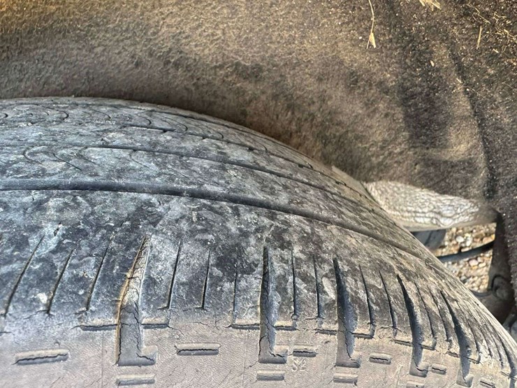 2015-honda-civic-4-door-sedan-(249,847-miles)-image-25