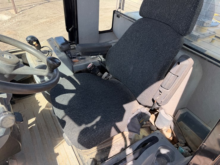 2007-caterpillar-928g-image-19