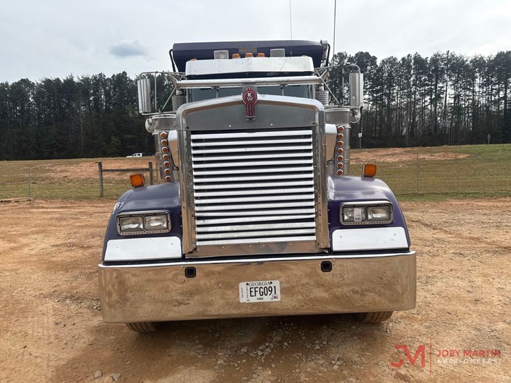 kenworth-w900-image-9