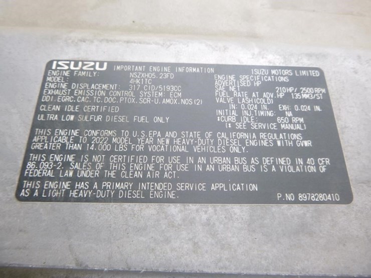 2023-isuzu-nrr-image-19