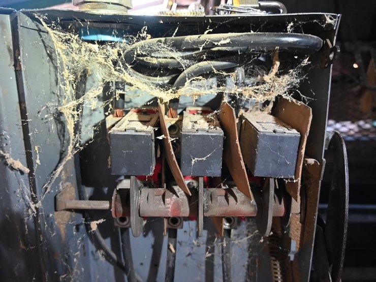 #170-•-corley-10-head-drop-saw-trimmer-image-7