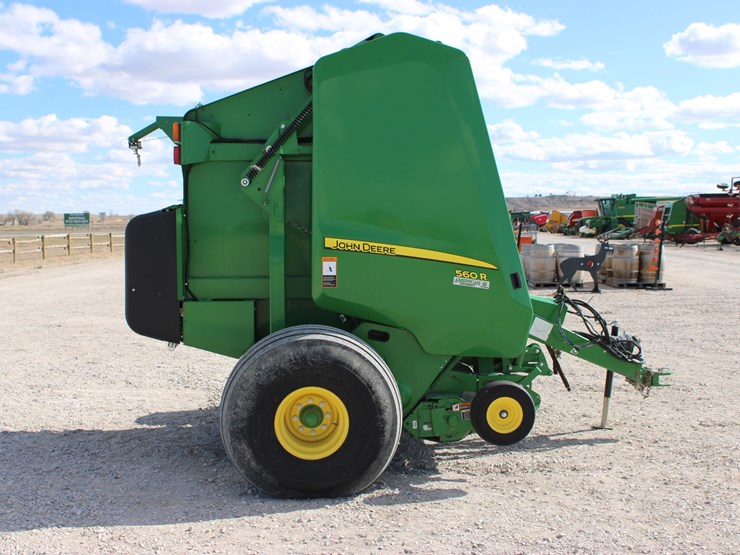 2022-john-deere-560r-image-7