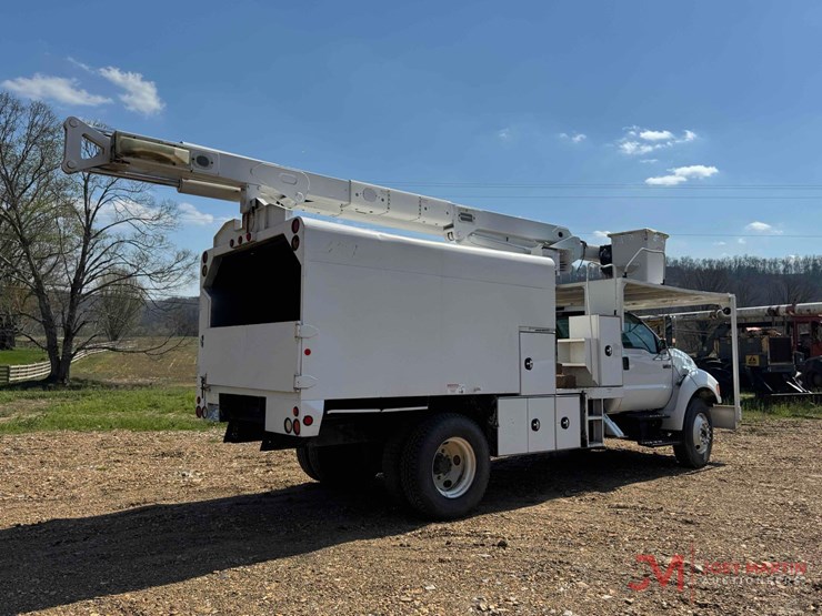 2009-ford-f750-xl-image-3