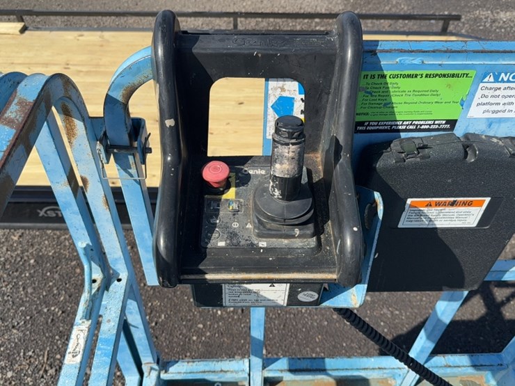 2003-genie-gs3246-image-8