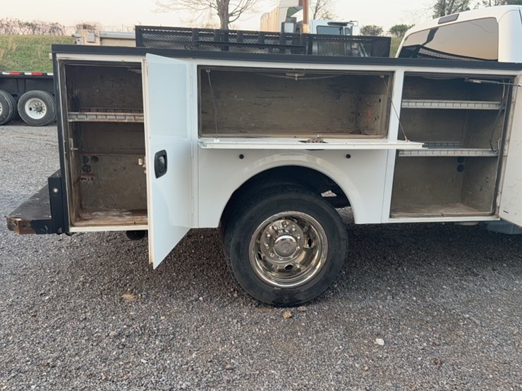 2016-ford-f450-image-8