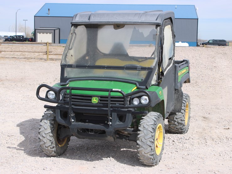 john-deere-gator-image-1