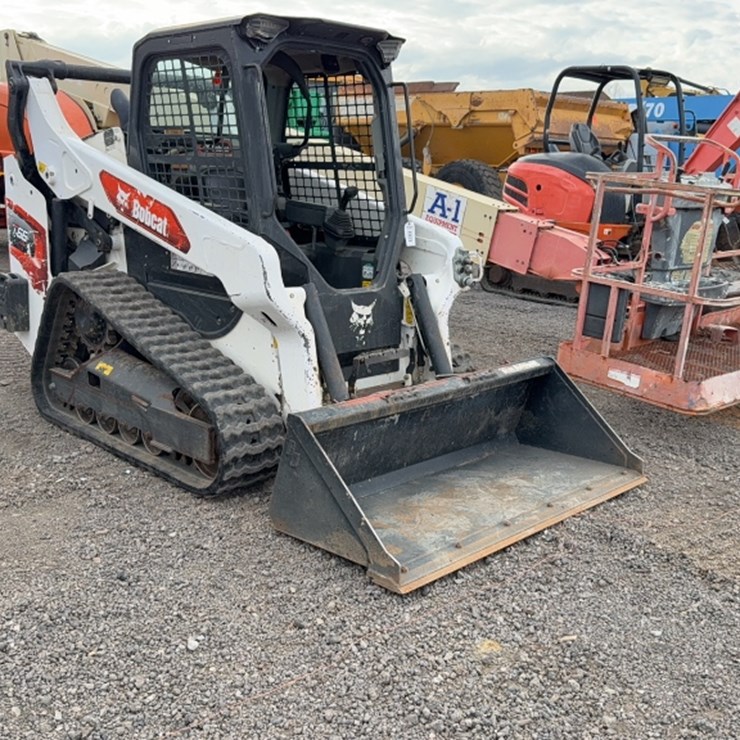 2021 BOBCAT T66