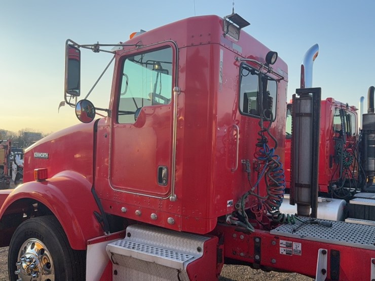 2006-kenworth-t800-image-10