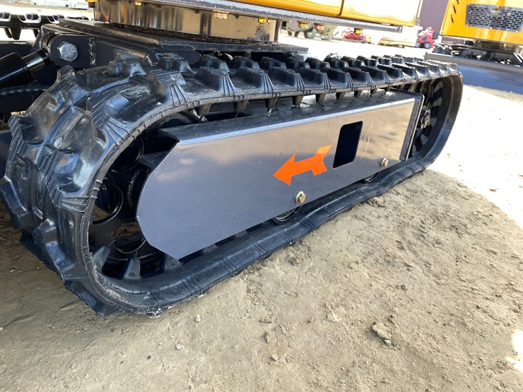 #1035-•-new-ats-rt15r-mini-excavator-image-38