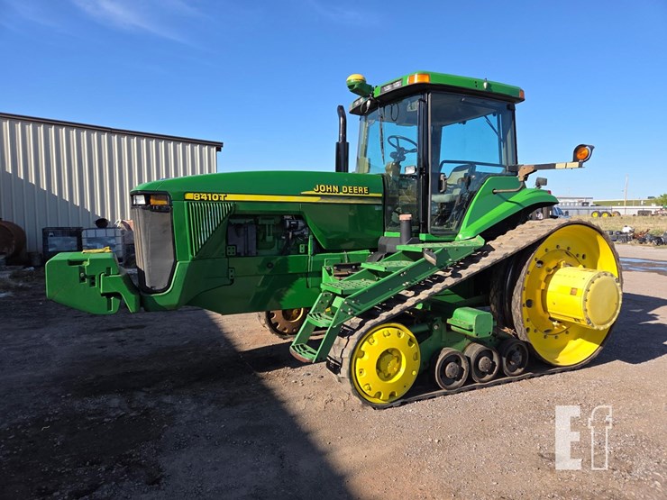 2000-john-deere-8410t-image-1