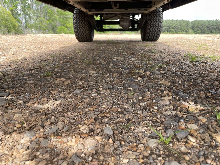 2023-bintelli-electric-6-seater-golf-cart-w/-on-board-charger-(38-miles-showing)-image-21