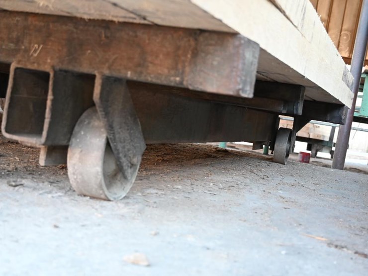 #173-•-lumber-carts-image-11