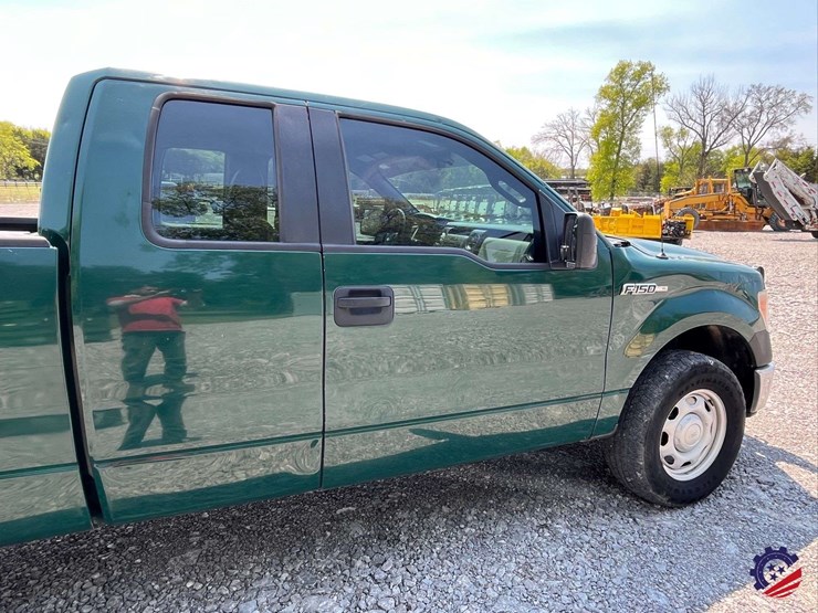 2011-ford-f150-xl-image-35