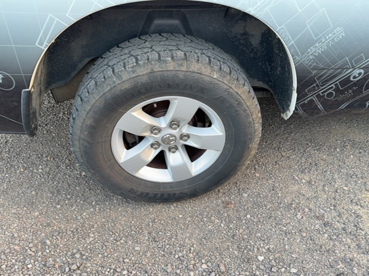 2014-dodge-1500-image-5