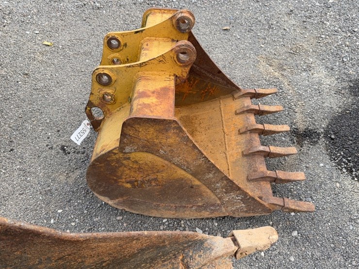 john-deere-310d-image-2