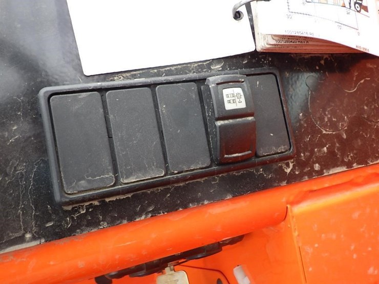 2024-sky-trak-6034-image-28