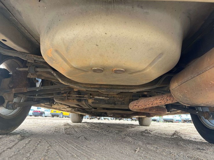 2011-chevrolet-impala-lt-4-door-sedan-(206,126-miles)-image-23