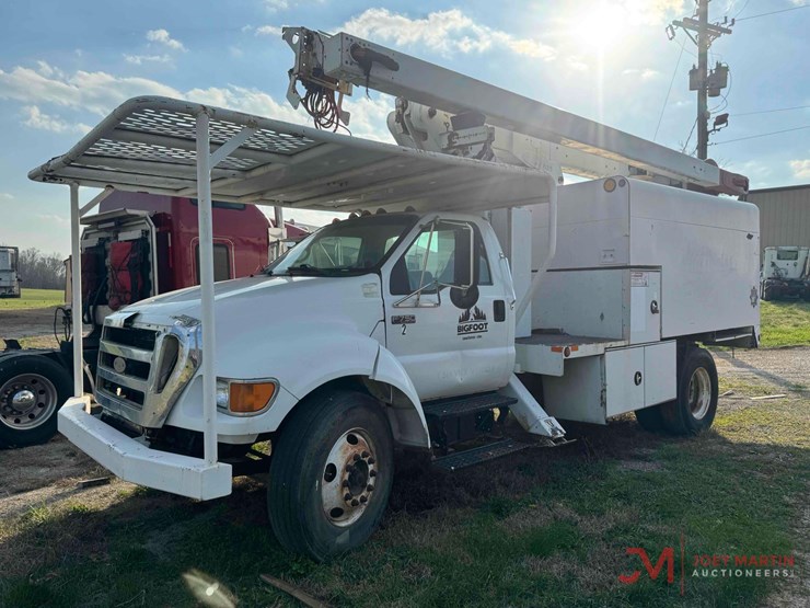 2006-ford-f750-xl-image-4