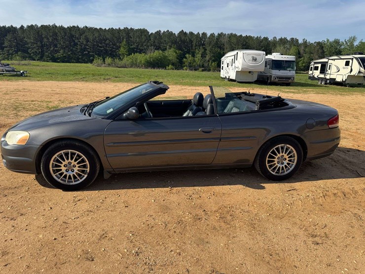 2005-chrysler-sebring-touring-convertible-coupe---87,039-miles-image-10