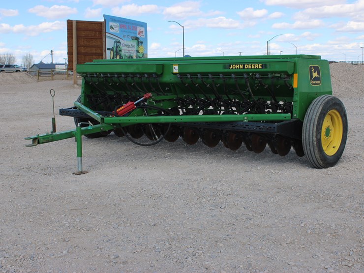 john-deere-450-image-9