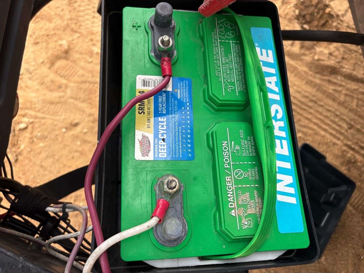 2015-rockwood-2608ws-travel-trailer-image-11