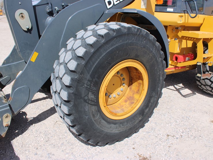 2021-deere-524p-image-24