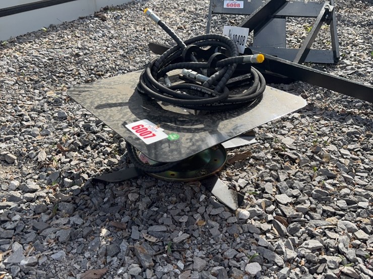 #6007-•-future-19"-mini-excavator-rotary-cutter-image-2