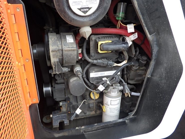 2024-sky-trak-6034-image-8