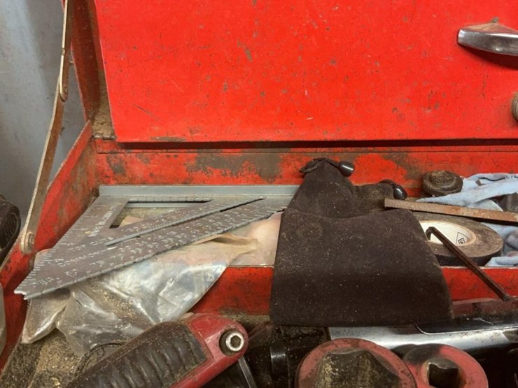 #106-•-tools-and-tool-chests-image-24