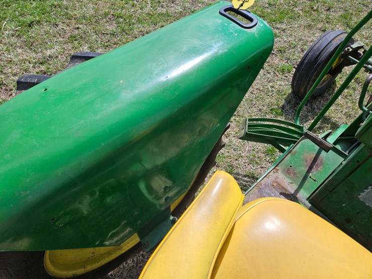 john-deere-4010-image-22