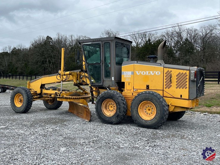 2003-volvo-g710b-image-4