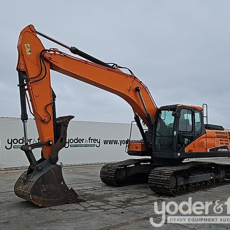 2022 DOOSAN DX225 LC