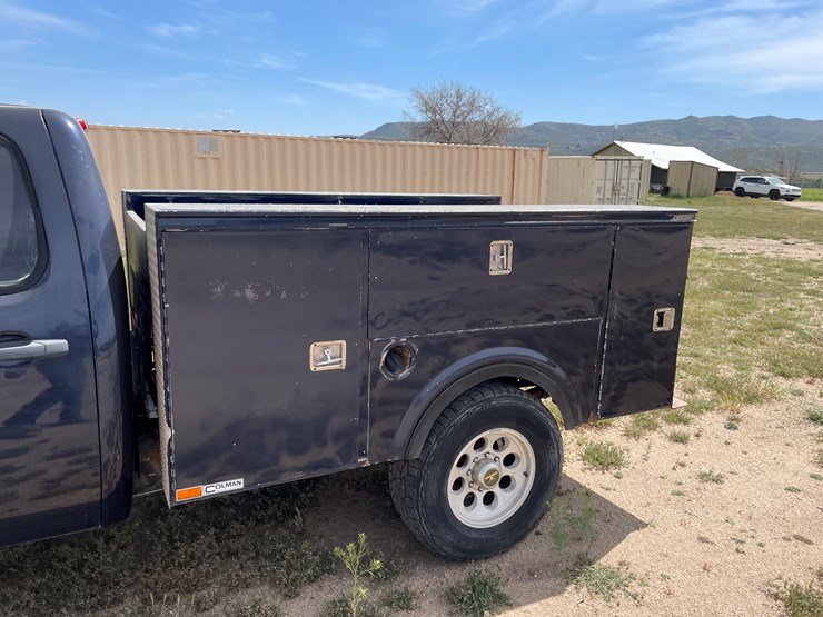 2009-chevrolet-2500-image-8