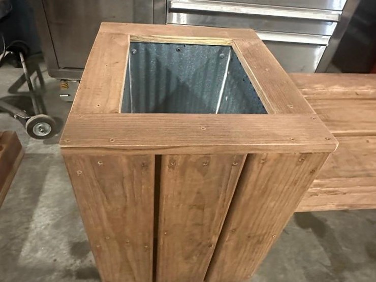 planter-box-with-bench-image-3